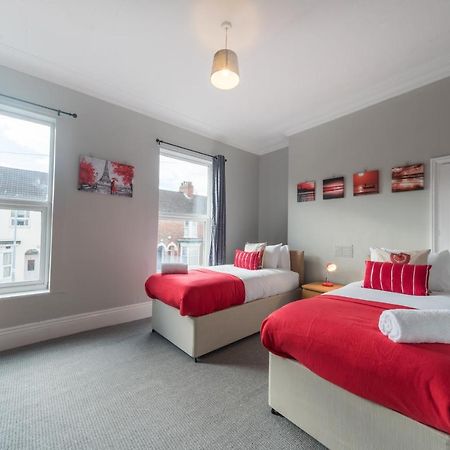 3 Bedroom Saks - 2 Living Area House In Newland Ave Hull Kingston upon Hull Exterior photo
